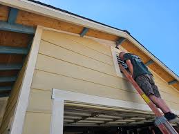 How To Choose The Right Materials for Your Siding Installation in 'Holly Springs, NC